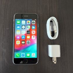 iPhone 6 - UNLOCKED - Like New  