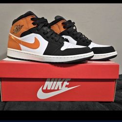 Jordan 1 Electro Orange 