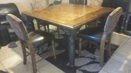 Kitchen table