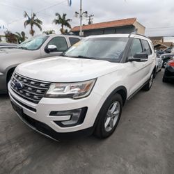 2017 Ford Explorer 