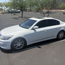 2012 Hyundai Genesis 5.0 R-Spec V8 Sedan