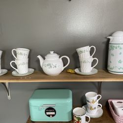 Corelle Calloway 6 Matching  Coffee/Tea Cups & Saucers, Teapot, And Matching thermos