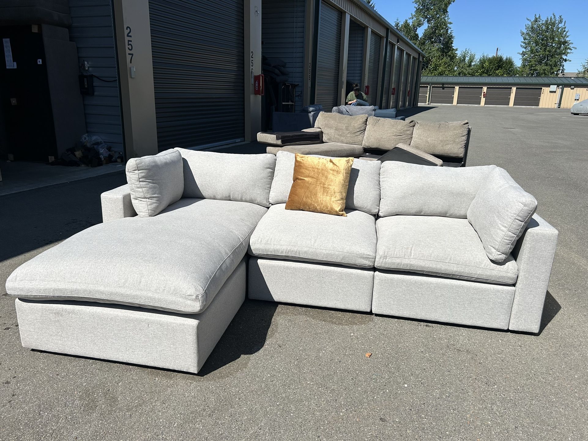 Sectional Couch 