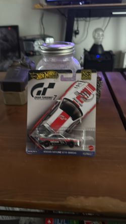 Hot Wheels 1:64 Pop Culture Nissan Skyline GT-R (BNR34)