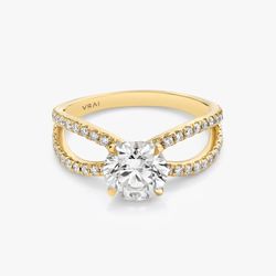 GIA Certified 2.26 CT Diamond Ring 