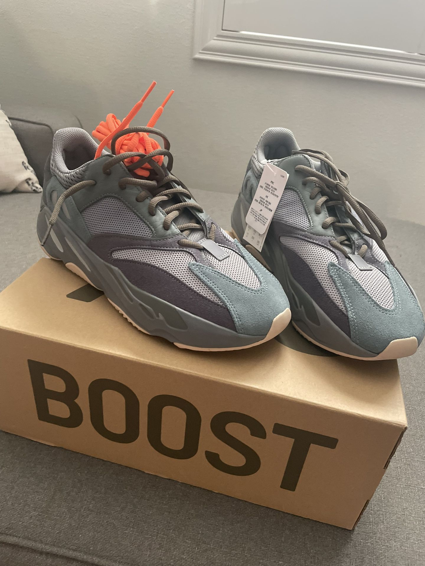Size 11 Yeezy Boost 700 Teablu Color Way