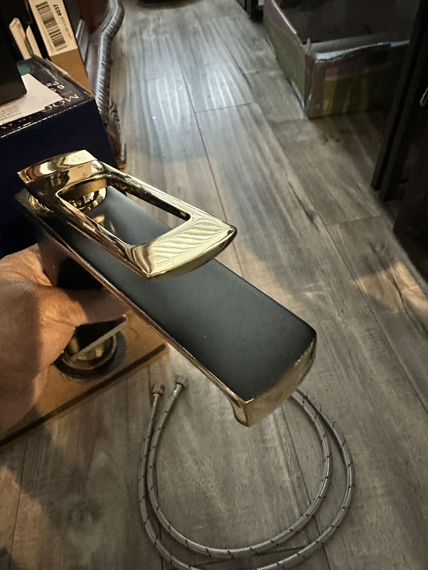 Sink FaucetLarge Mesh Bracelet in Silver, 1970