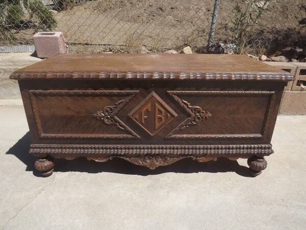 Antique Dillingham Cedar Chest Trunk Wood 1930's
