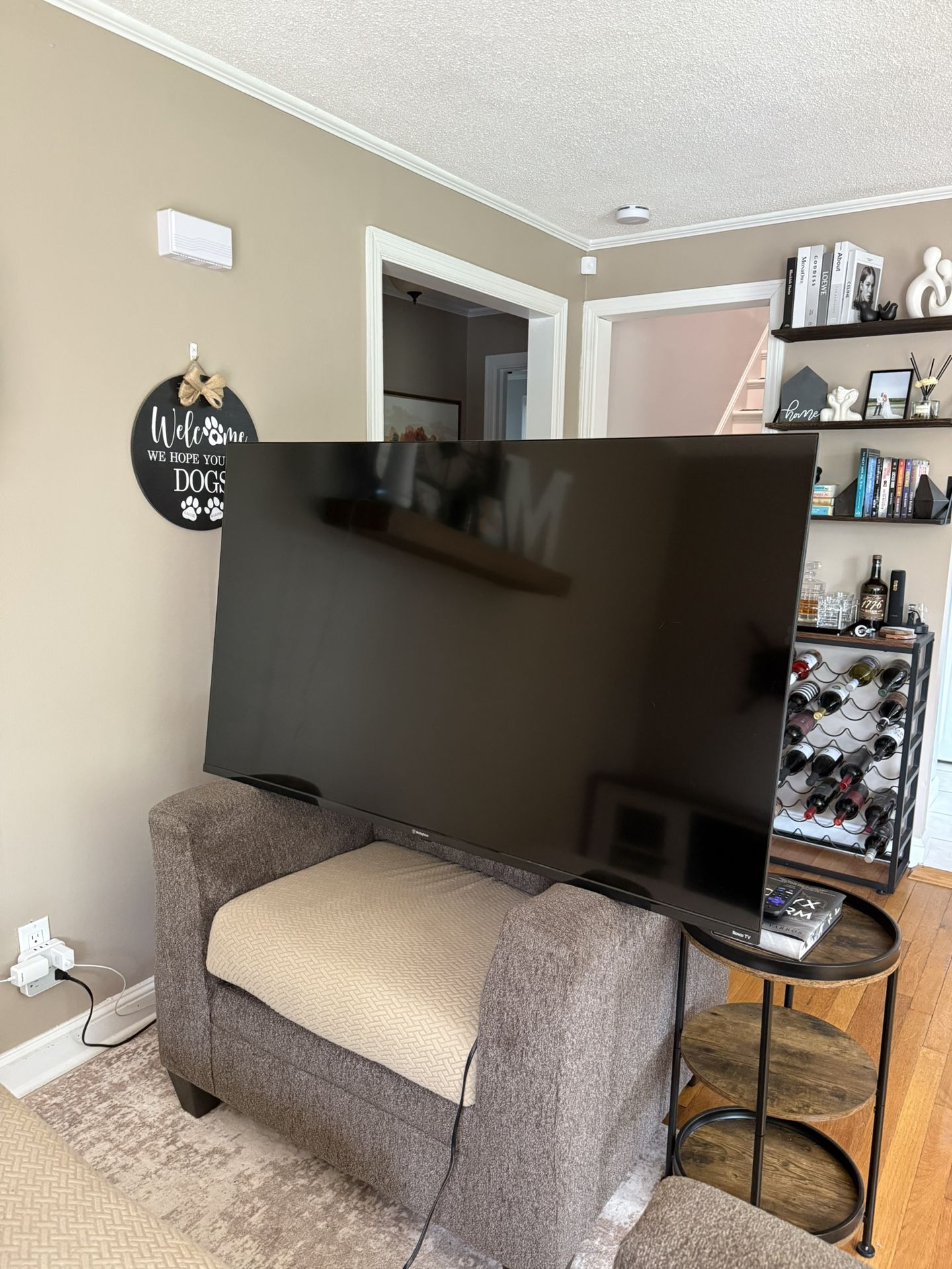 58” Westinghouse Roku Tv Edgeless UHD