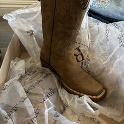 Women’s Boots 