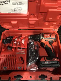 Milwaukee Drill Driver Brand New with 2 batteries, charger & case