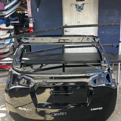 2013-2015 Toyota RAV4 tailgate Oem