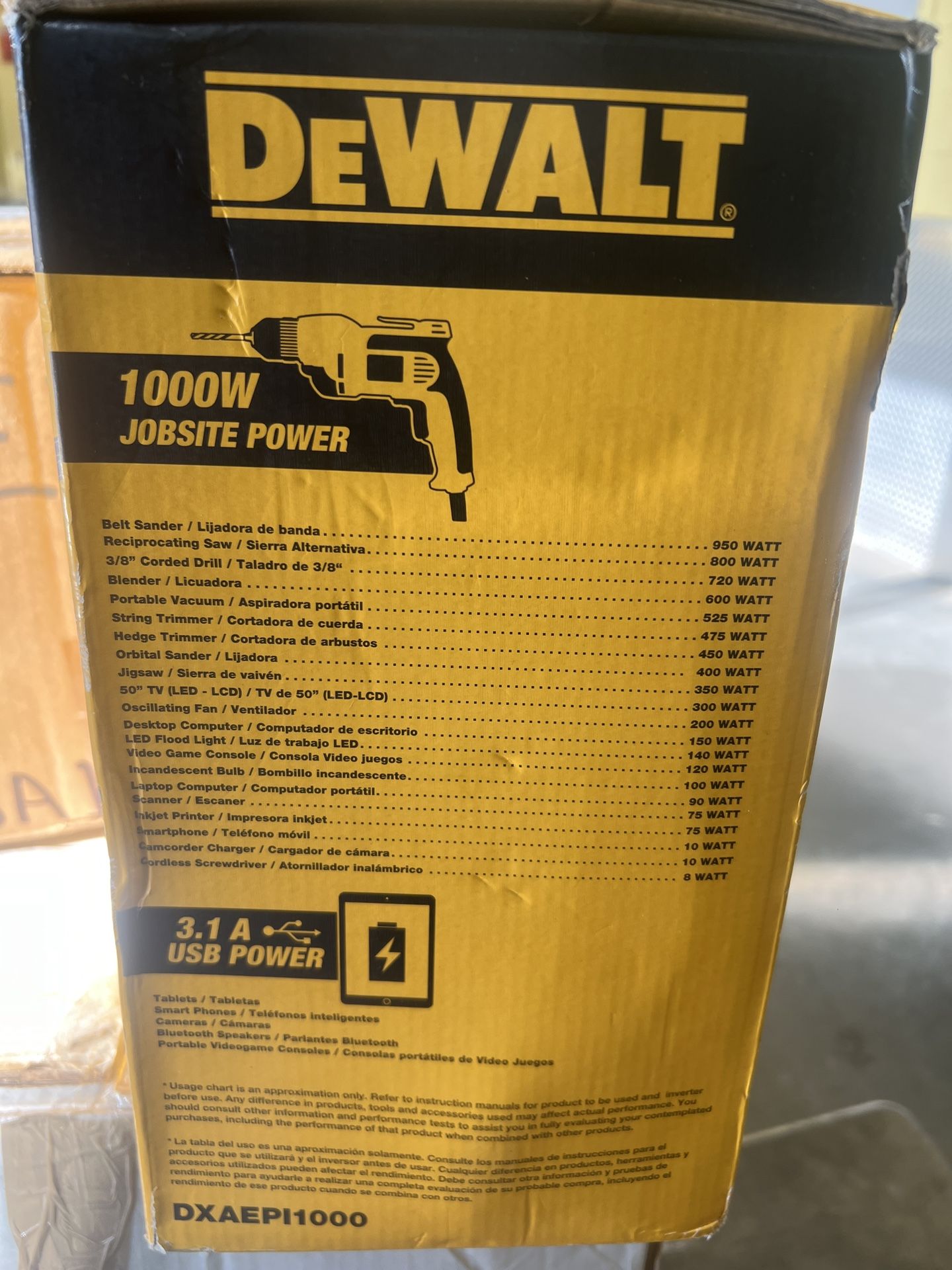 DEWALT 1000W POWER INVERTER