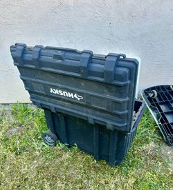 Husky Bin
