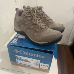 Columbia Women Hiking Shoes - Size 7.5