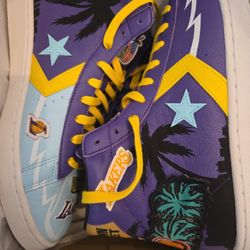 LAKERS CONVERSE