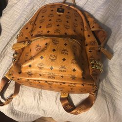 MCM Designer Bag (broken zipper)