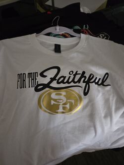 New Tshirt Size L 10$