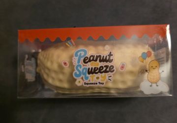 Crunchy Peanut squishy