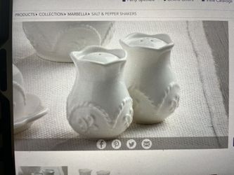 Salt & Pepper Shaker