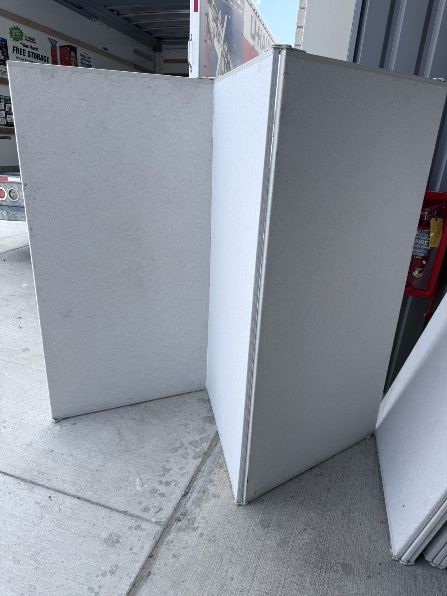 Set of 4 Office Room Dividers / Acoustic Panels – Gray Folding Partitions