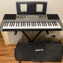 Yamaha PSR E353