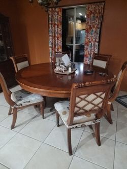 Dinning table