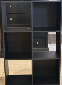 Bookshelf with Cubbies