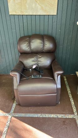 Lift chair recliner