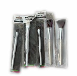 Professional make up brushes (brand new)