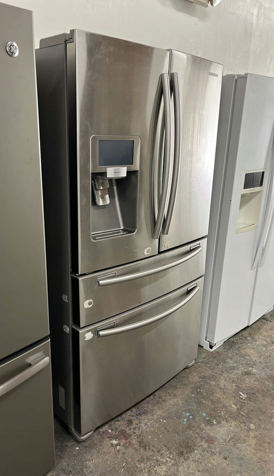 Samsung 4-Door Fridge Smart Stainless
