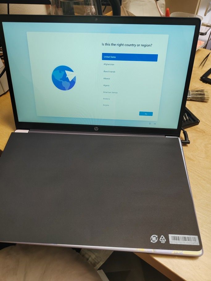 HP 17inch Touchscreen LAPTOP Win11 128GB SSD 4GB DDR4 intel N4120 for office 17-cn0694ds