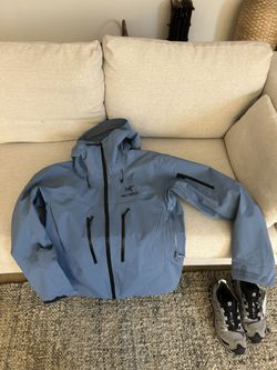 Arcteryx Alpha SV，
 Complete sizes available