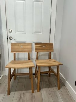 2 chairs