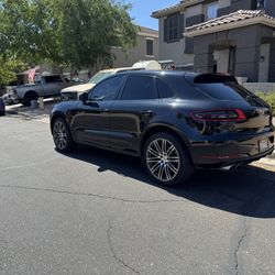 2015 Porsche Macan