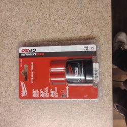 Milwaukee m12 2 Amp Battery