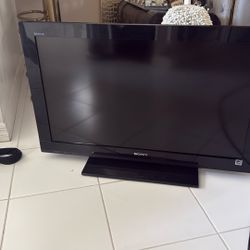 32” Sony TV