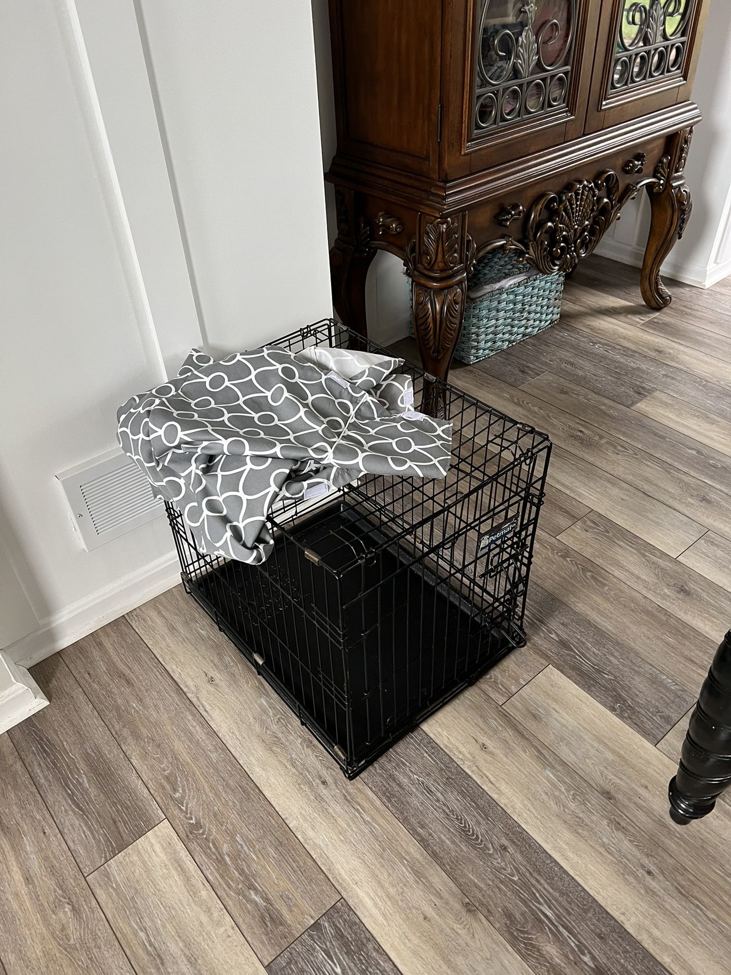 Small Pet Crate With Cover