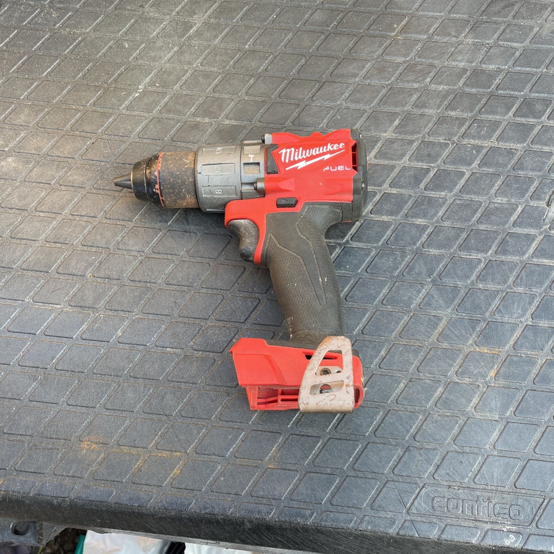 18V Milwaukee Drill