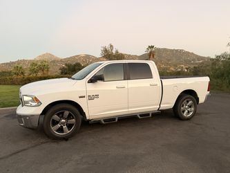 2019 Ram 1500 Big Horn Crew Cab 4WD - 164k miles, Tonneau, Tow Hitch