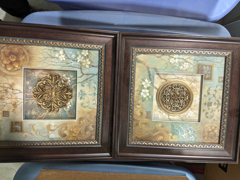 Set Of 2 Pictures