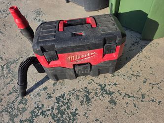 Milwaukee Vacuum
