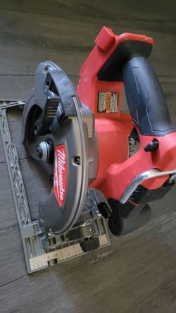 Milwaukee M18 FUEL Circular Saw 7-1/4"
