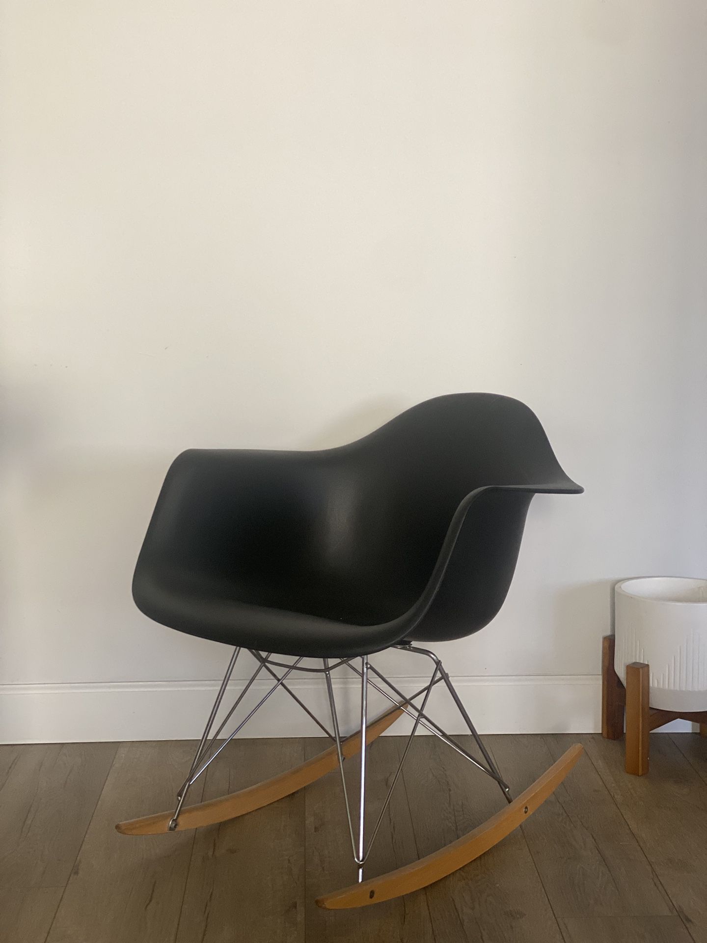 Mcm Hernan Millar Style Bucket Rocking Chair