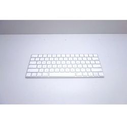 Apple Wireless Magic Keyboard - Model A1644 - Silver - Bluetooth - Rechargeable