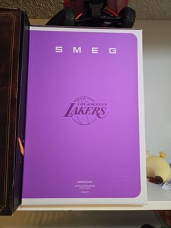 Smeg Lakers coffee machine