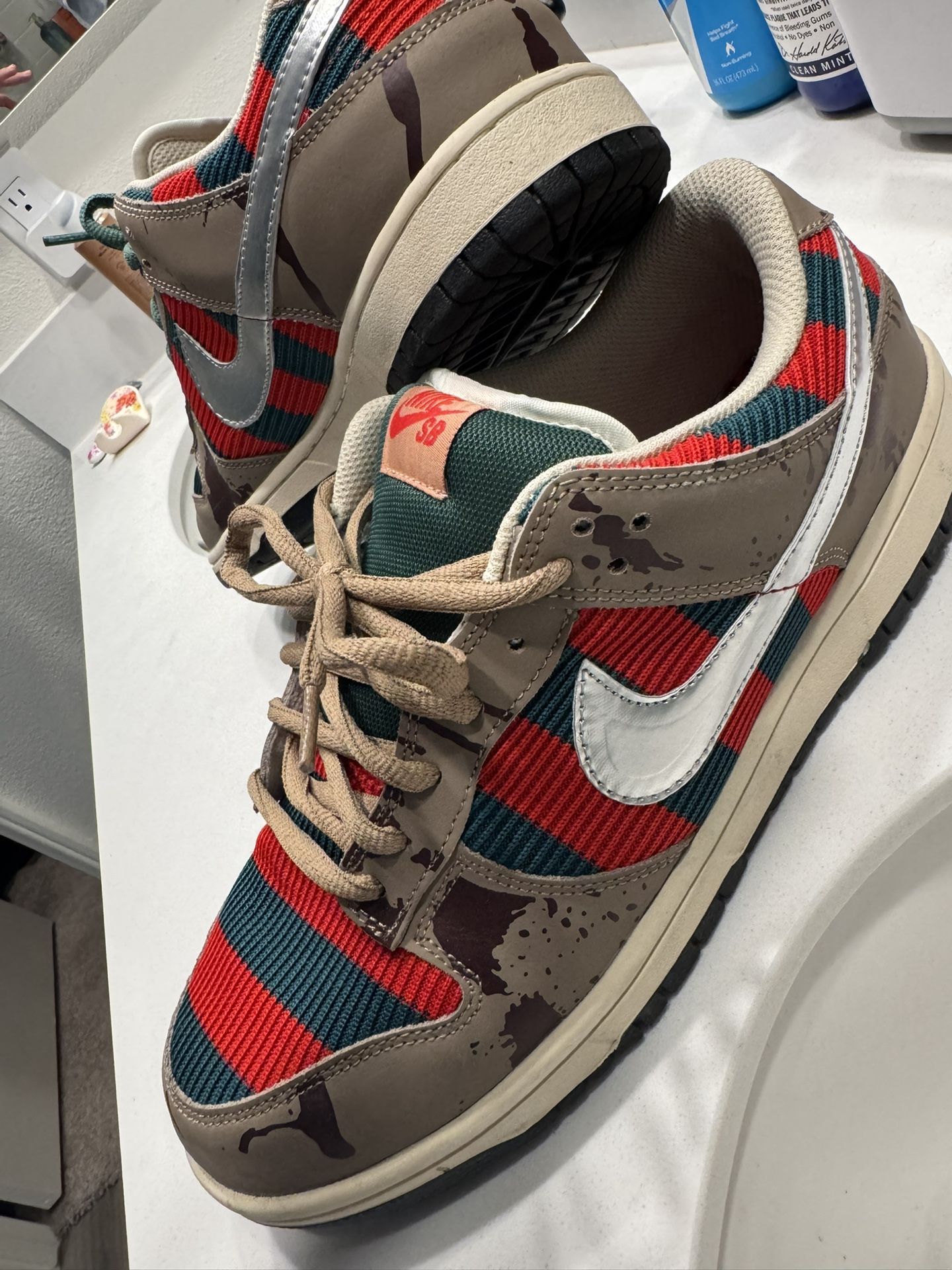 Nike SB Dunk Lows Freddy Kruegers