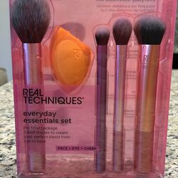 Real Techniques Brush Set 