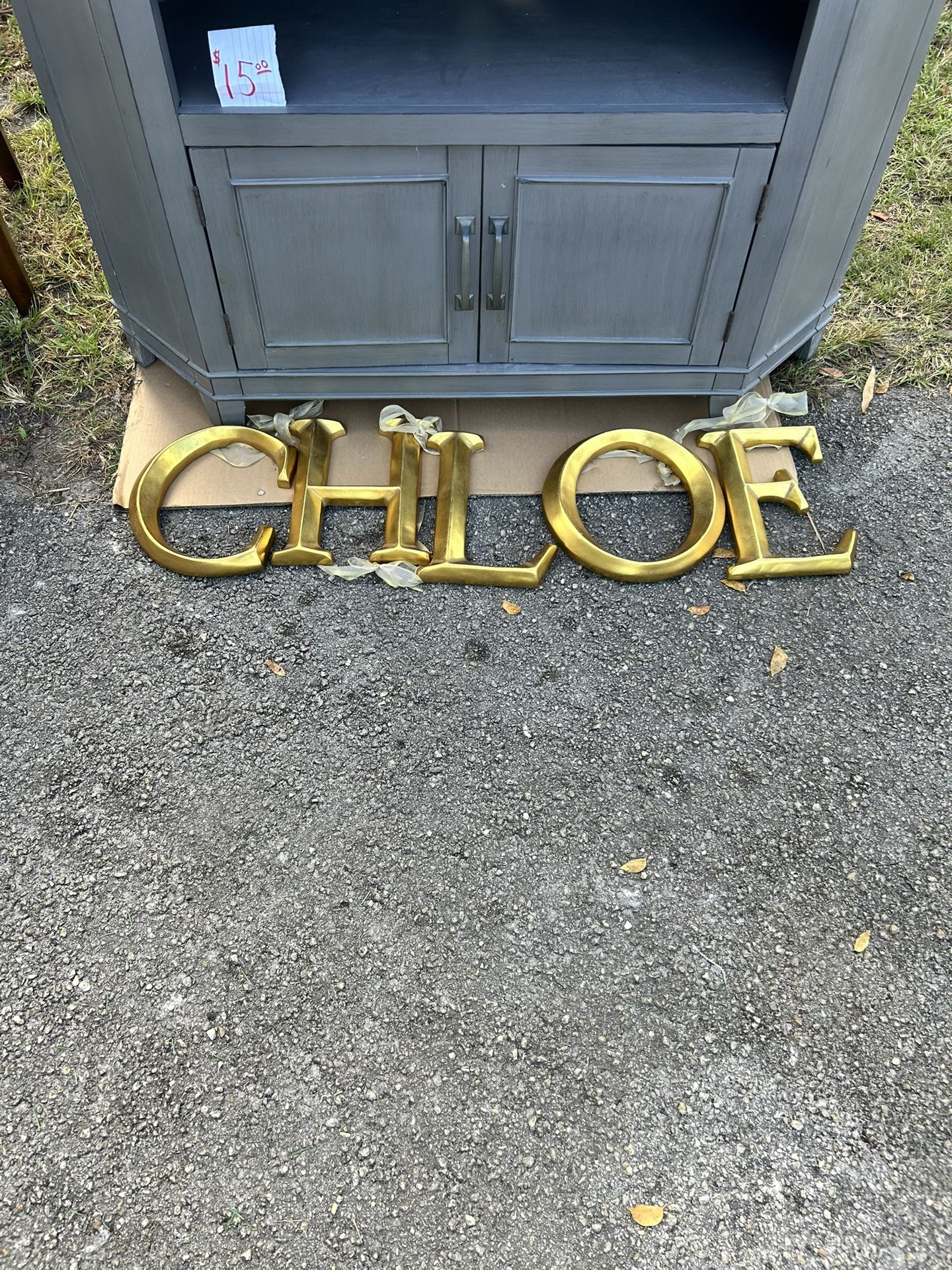 Chloe Sign