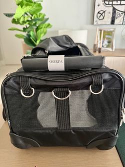 Sherpa Ultimate On Wheels Airline-Approved Pet Carrier – Large – NEW